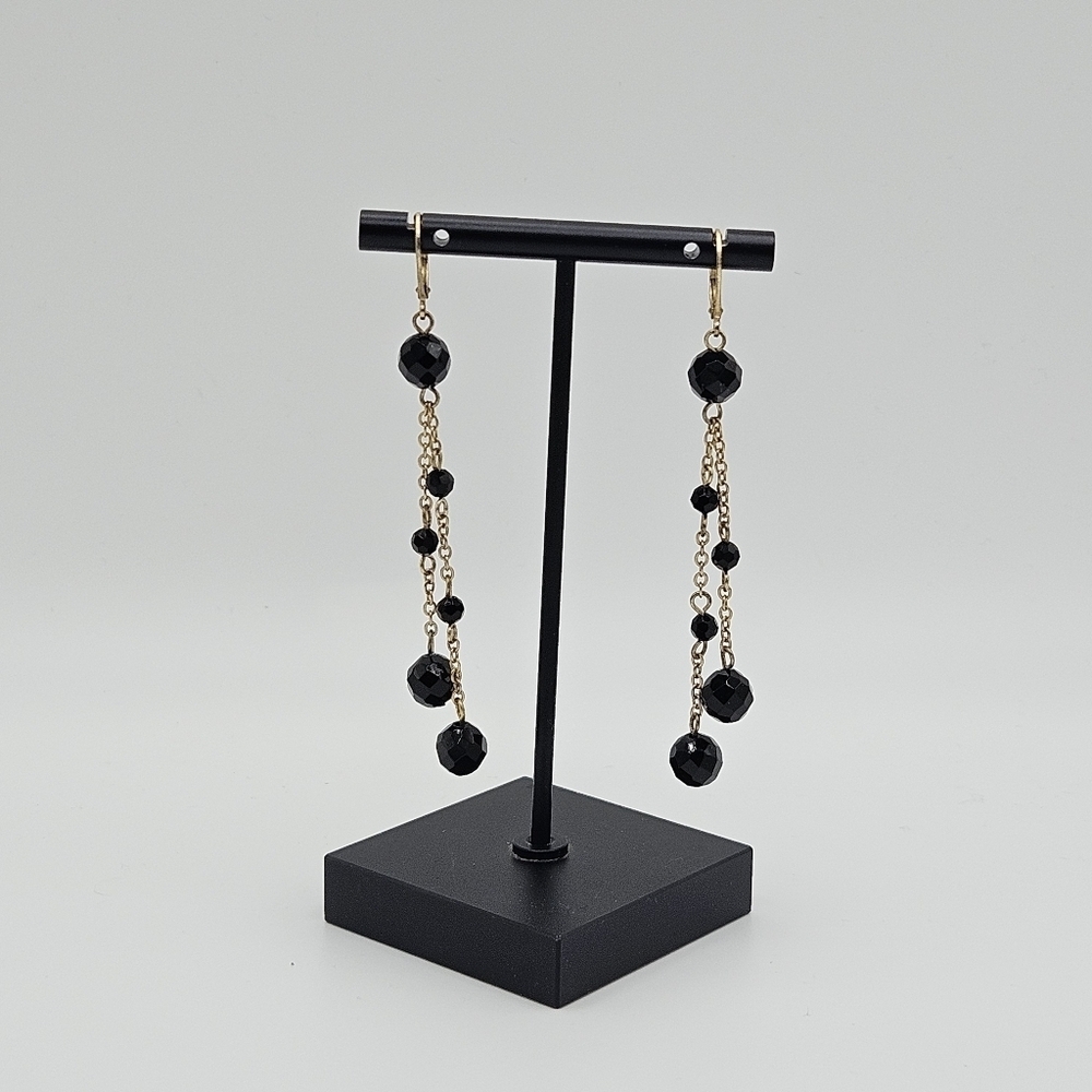 gold tone chain dangle earrings with black beads
